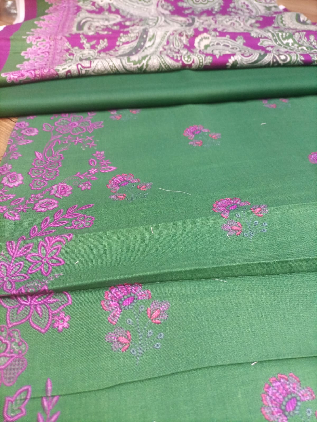 Alyssa – Green Digital Printed Unstitched 3-Piece khaddar Suit with printed